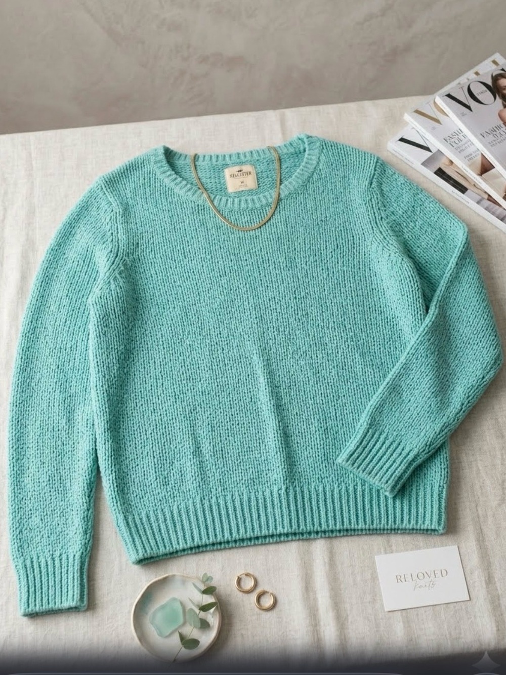 Hollister Lightweight Crewneck Sweater in Aqua Mint